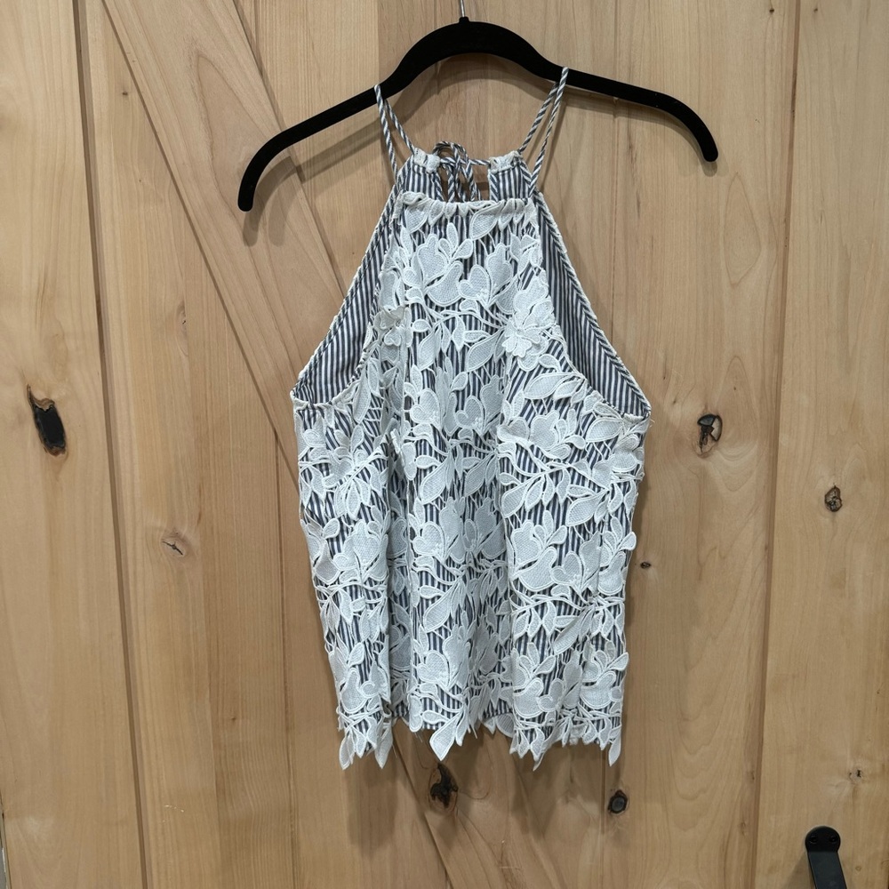 Intermix Sleeveless Eyelet Tank Top Size Small Blue White Stripe Halter Blouse